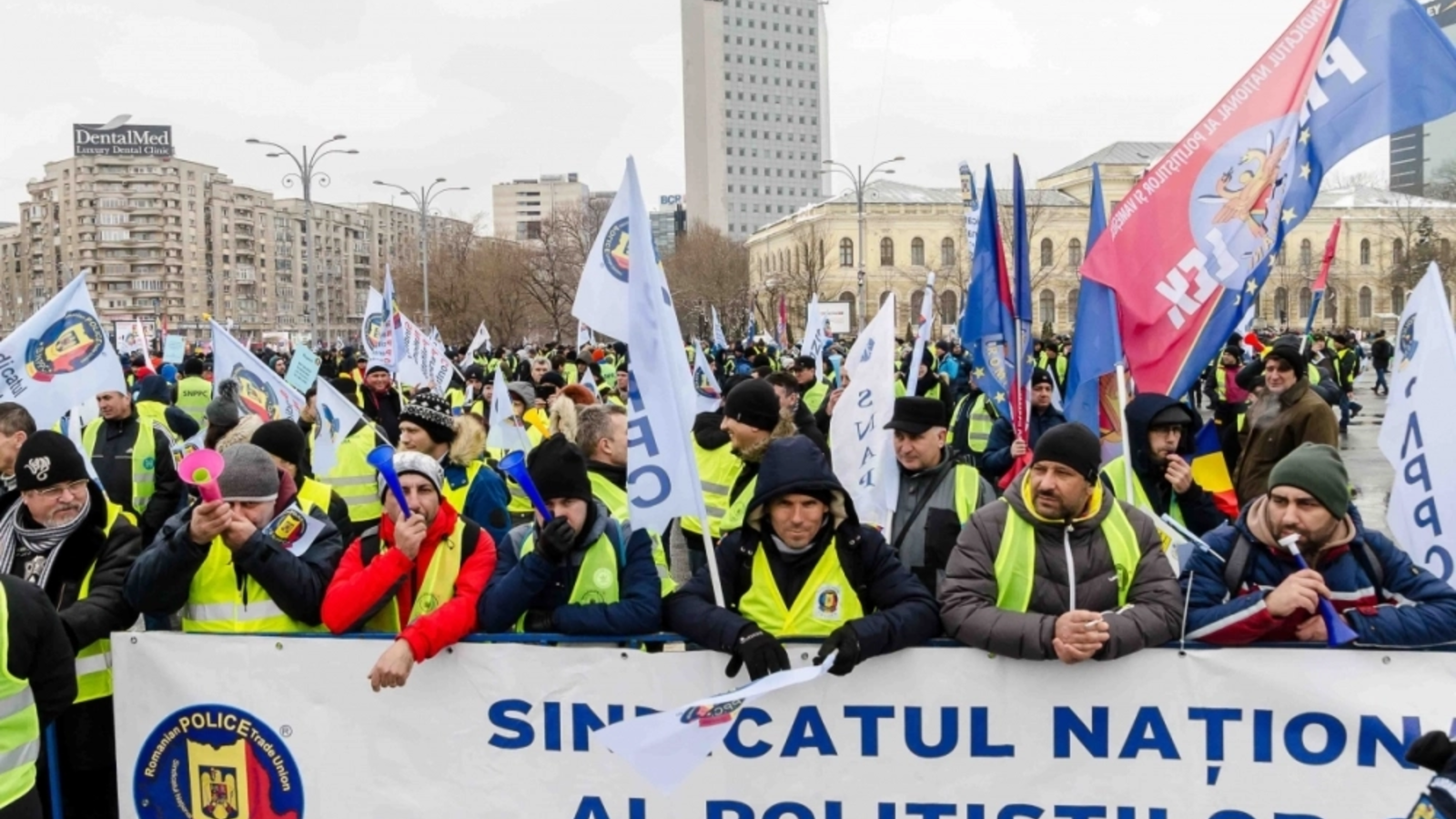 Sindicaliștii din Poliție critică legea salarizării unitare. Se anunță proteste de amploare. SNPPC: "Scad salariile cu 1.000-1.500 lei"