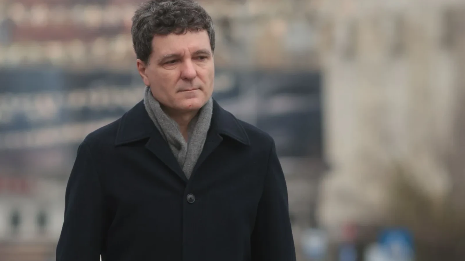 Nicușor Dan a plecat cu elicopterul la Galați, la blocul lovit de drona rusească (surse)
