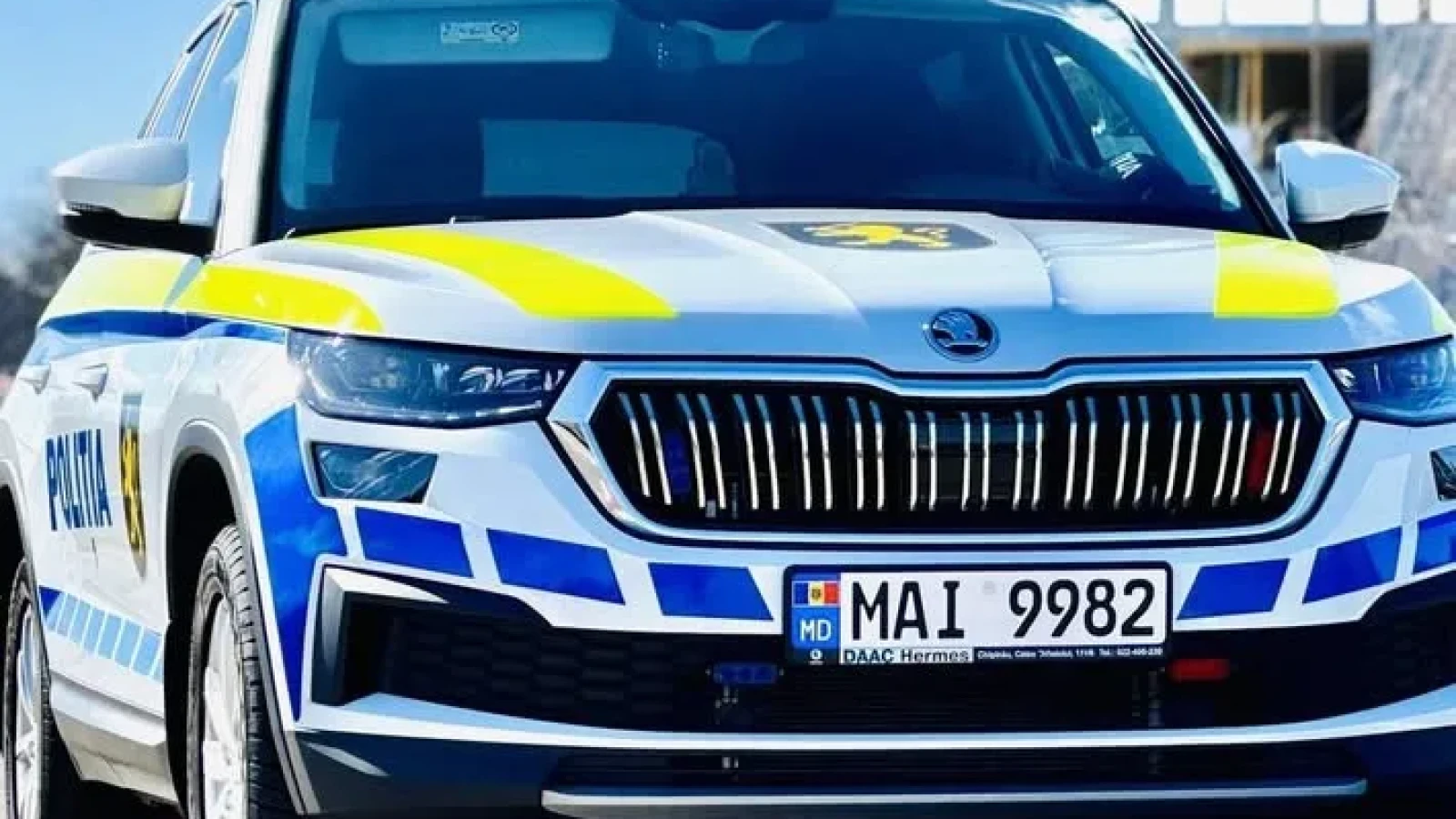 VIDEO Zeci de percheziții într-o operațiune de amploare a polițiilor din România și Republica Moldova: Țeparii care lăsau oamenii fără bani în conturi și le vindeau "medicamente minune", arestați
