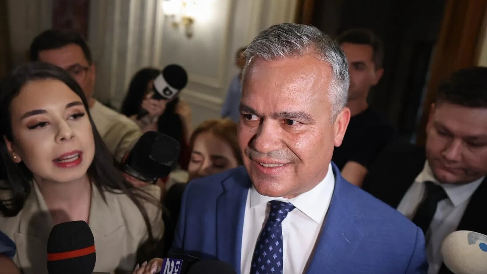 VIDEO – Veștea discută cu Ponta și parlamentarii UPR. Neacșu este „însoțitor”