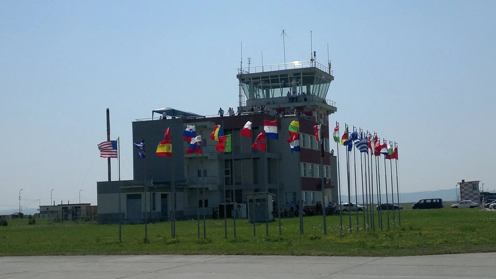 Licitație militară de aproape o jumătate de miliard de lei, contestată după acuzații privind modificarea prețurilor după deschiderea ofertelor