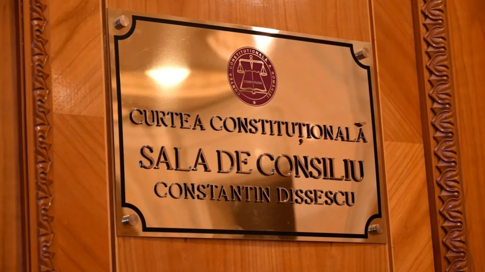 Decizii ale CCR care pot îngreuna numirea lui Eugen Tomac ca premier: Limitele legale nu sunt negociabile