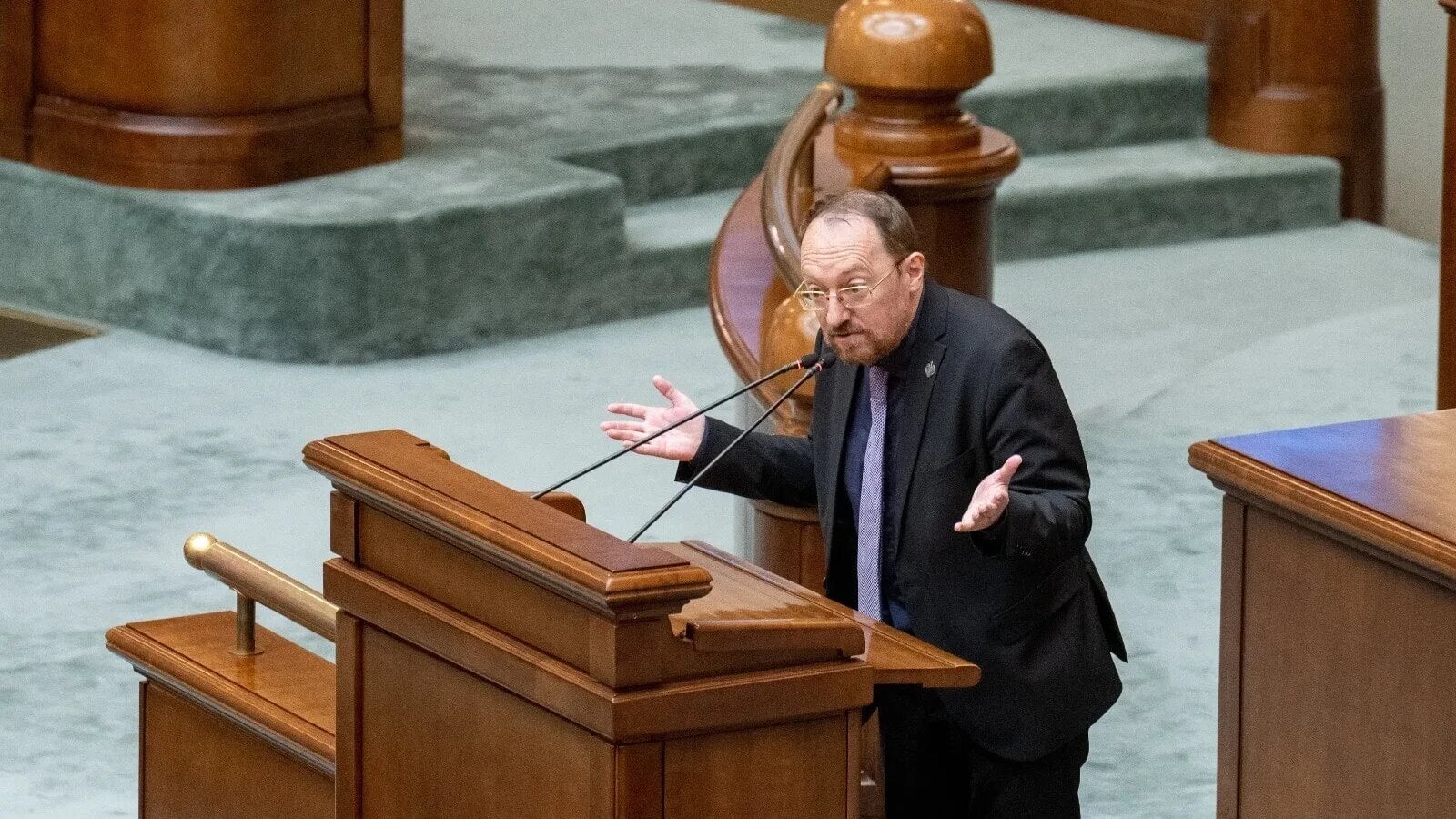 Senatorul Sava a spus Rugăciunea lui Eminescu în plenul Senatului