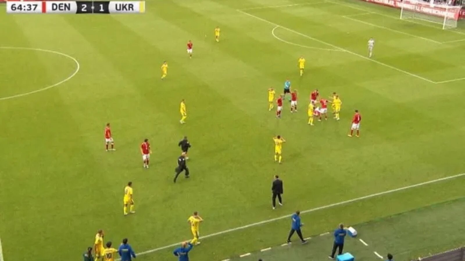 VIDEO Incident major înaintea Campionatului Mondial: Meci oprit definitiv după ce s-a prăbușit pe teren jucătorul care a fost la un pas de moarte în 2021, Christian Eriksen