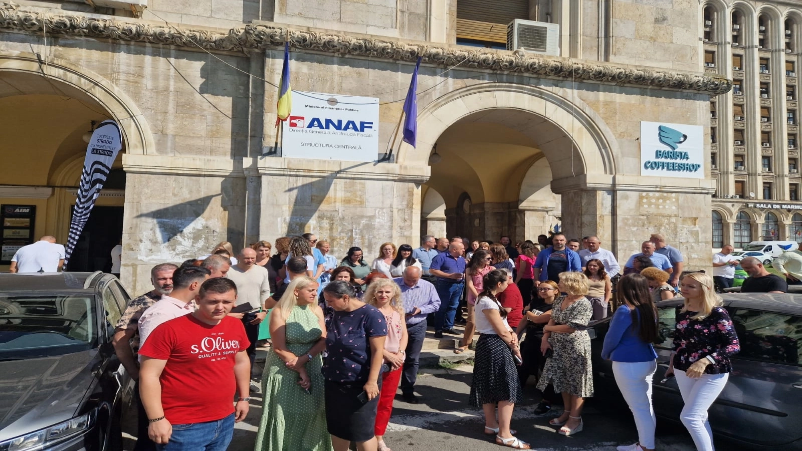 România, paralizată de proteste: Angajații din justiție, ANAF sau Ministerul Finanțelor suspendă activitatea. Se poartă negocieri la Guvern