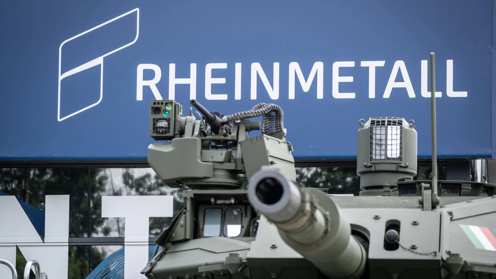 Gigantul Rheinmetall a semnat contracte de 5,7 miliarde euro cu forțele armate române: ce a cumpărat, de fapt, Bucureștiul