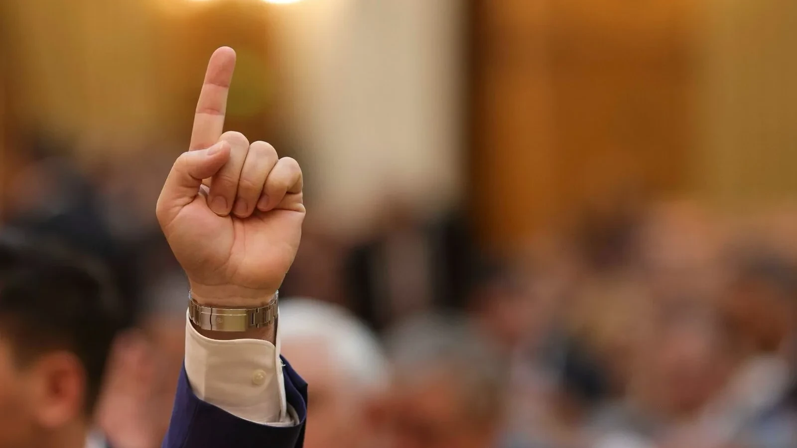 Scenariul lui Bolojan: Dacă Tomac nu adună voturile pentru Guvern, a doua propunere va fi votată de parlamentari de frica anticipatelor / VIDEO