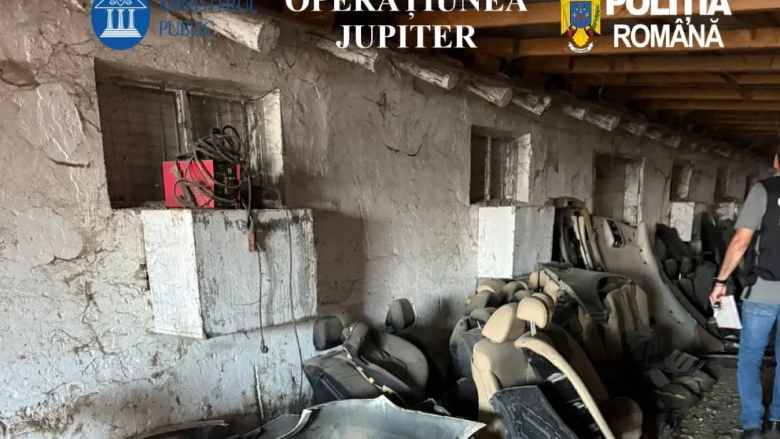 Pollițiștii au pus "pe butuci" afacerea unui viceprimar din Buzău. Întreaga familie a funcționarului era implicată / VIDEO