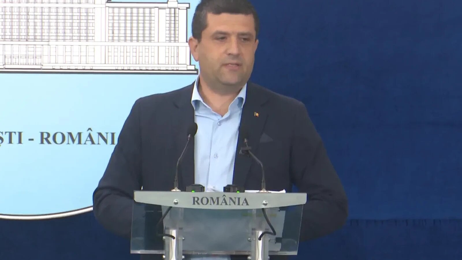 Miruță contraatacă în „războiul” pe miliardele SAFE: ministrul respinge acuzațiile privind eliminarea blindatelor Piranha