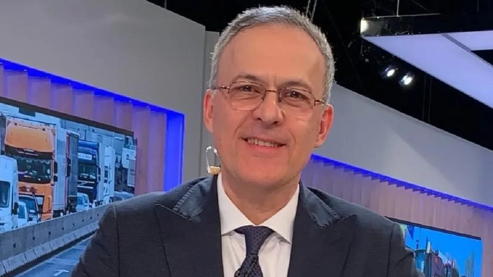 VIDEO Răzvan Dumitrescu dă detalii despre revenirea sa: 'O să vă arăt tolba cu dezvăluiri'