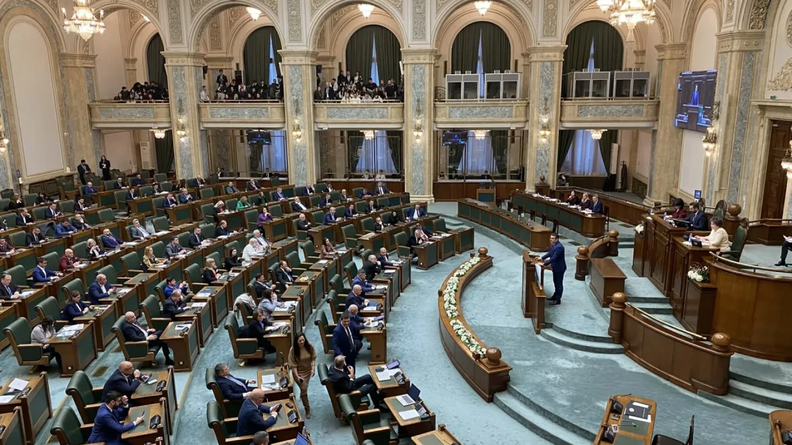 Senatul României a respins proiectul ce viza alegerea primarilor și a șefilor de consilii județene în două tururi. Cum ar fi funcționat sistemul